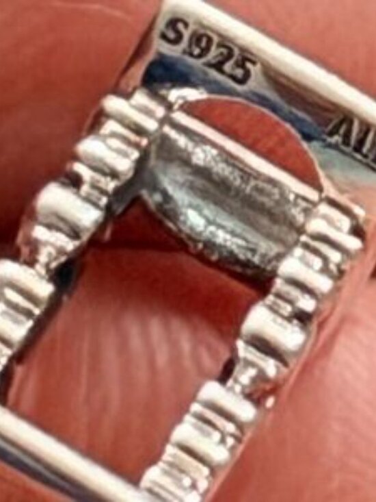 Authentic Amour Script Charm - Picture 5 of 5